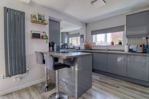 Kitchen- click for photo gallery